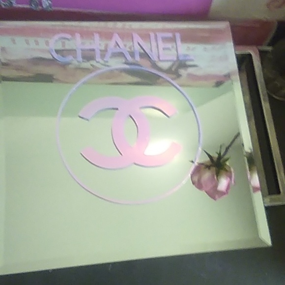 Iridescent Chanel Mirror with Stand - Picture 9 of 9